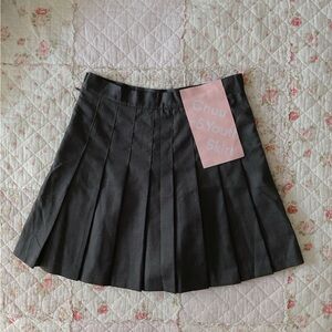 Chuu charcoal grey pleated mini skirt